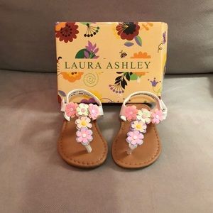 NEW Laura Ashley Baby Girl White Flower Sandals